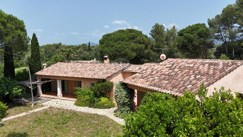 Villa - 140 m² - 4 pièces