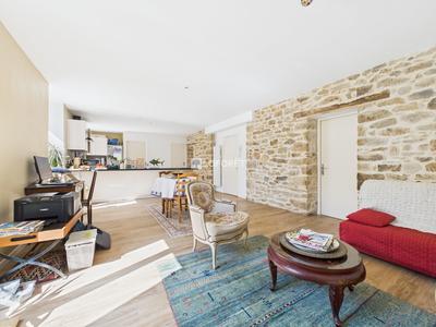 Appartement - 85 m² - 3 pièces