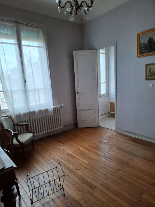 Immeuble - 227 m² - 9 pièces