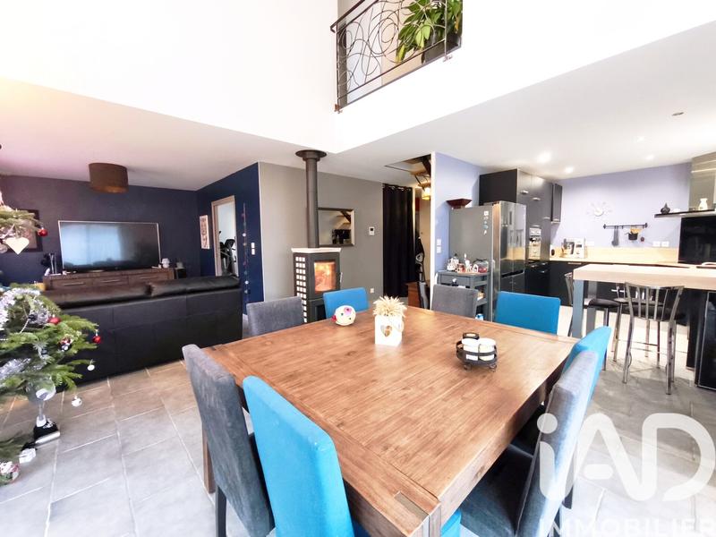 Maison - 120 m² - 5 pièces