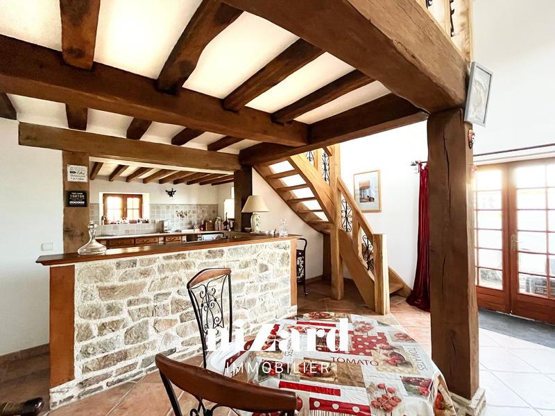 Maison ancienne - 165 m² - 5 pièces