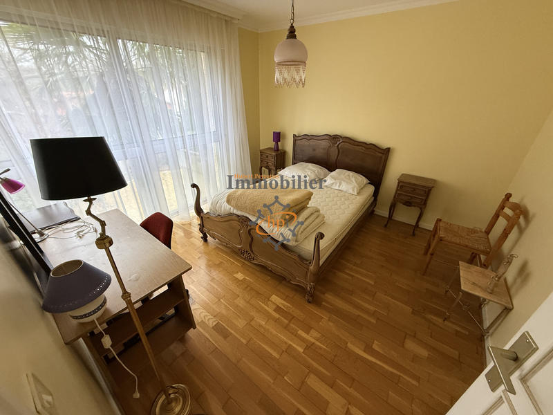 Maison - 176 m² - 5 pièces