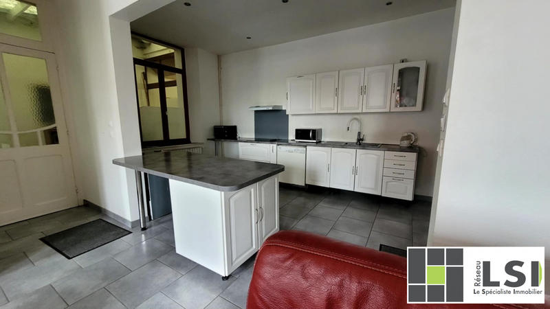 Maison - 156 m² - 8 pièces