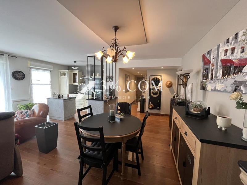 Appartement - 72 m² - 3 pièces