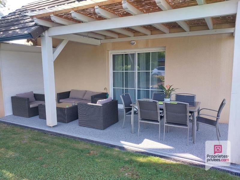 Maison - 143 m² - 10 pièces