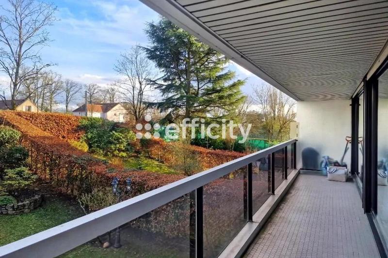 Appartement - 98 m² - 4 pièces