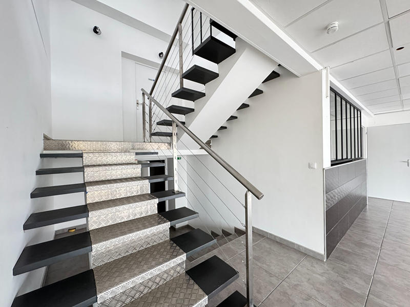 Local commercial - 230 m²