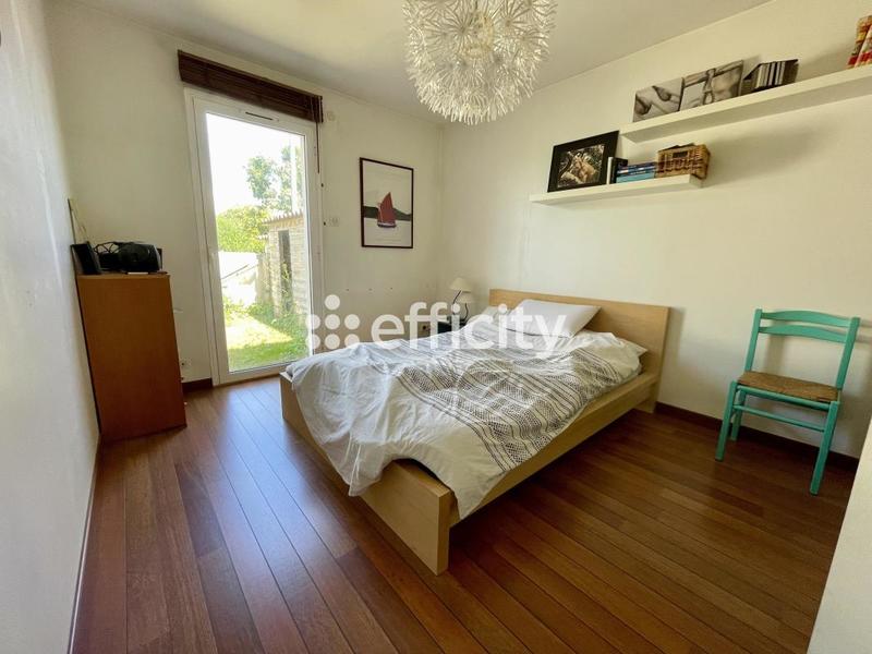 Maison - 161 m² - 5 pièces