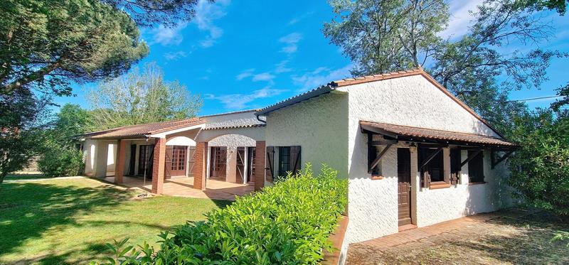 Maison - 250 m² - 5 pièces