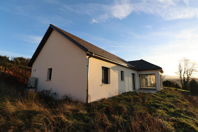 Maison - 136 m² - 4 pièces