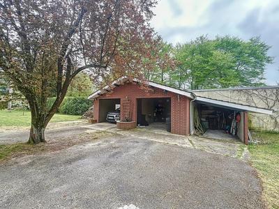 Maison - 186 m² - 7 pièces