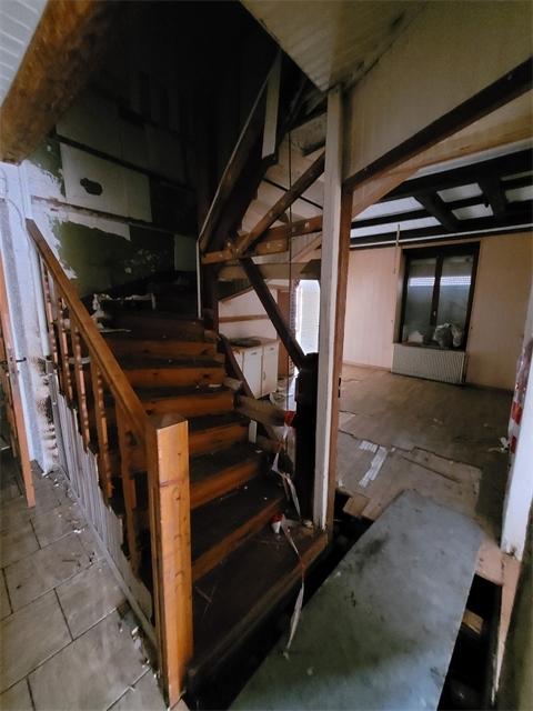 Maison - 210 m² - 5 pièces