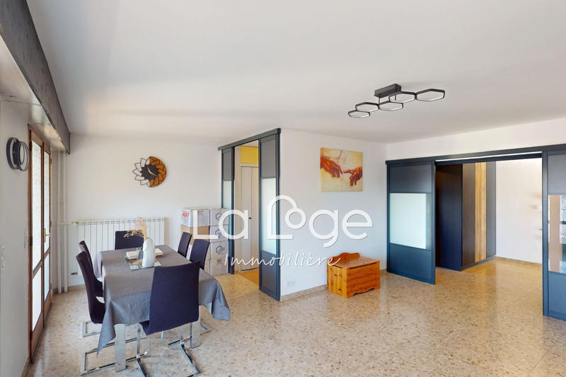 Appartement - 113 m² - 5 pièces