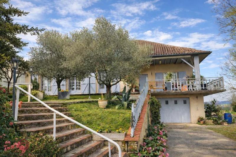 Maison - 172 m² - 6 pièces