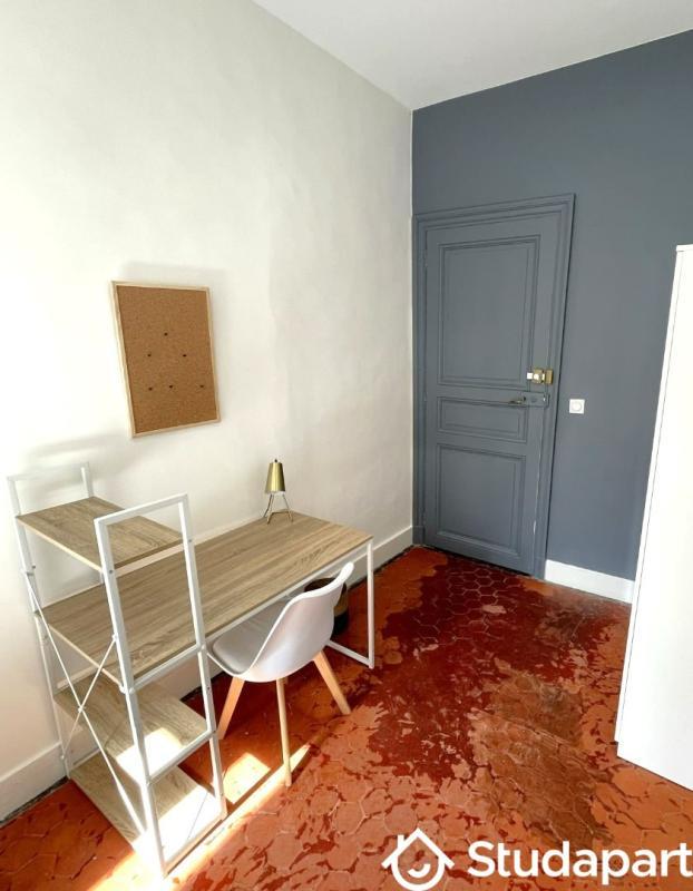 Chambre - 11 m² - 1 pièce