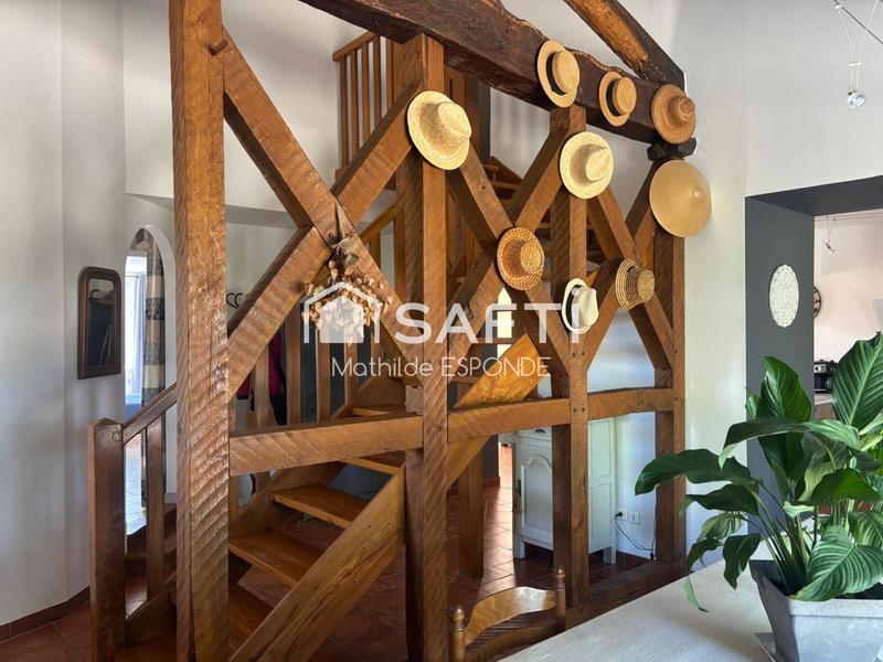 Maison - 185 m² - 7 pièces