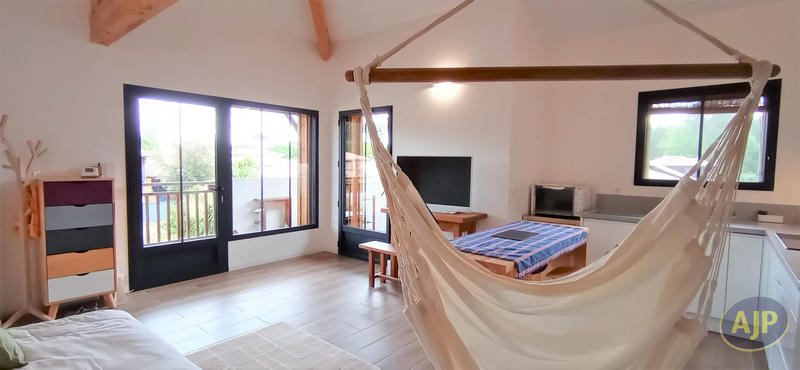 Appartement - 57 m² - 3 pièces