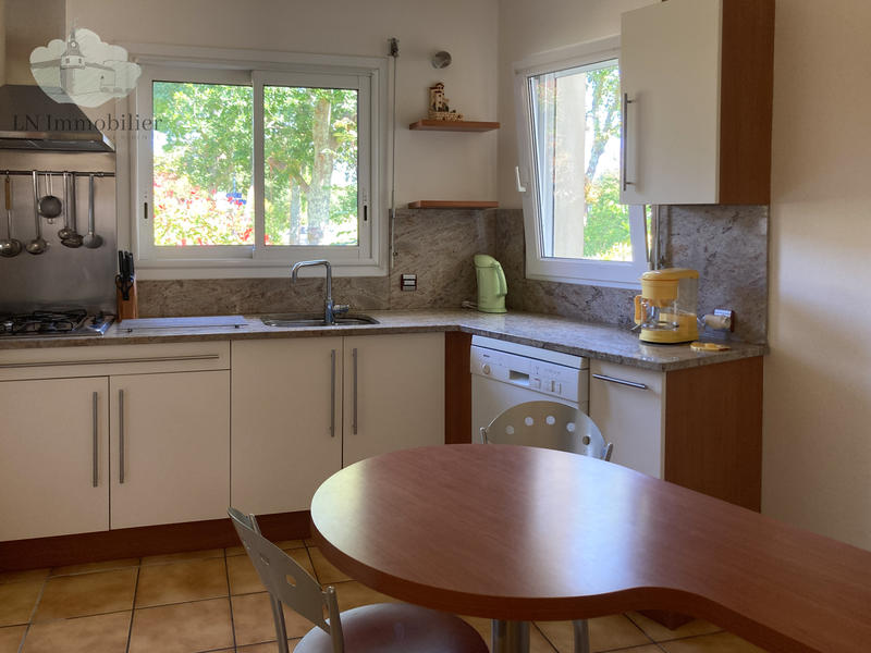 Maison - 172 m² - 6 pièces