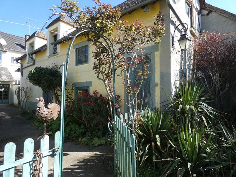 Maison - 220 m² - 7 pièces