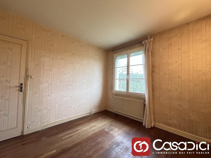 Maison - 94 m² - 5 pièces