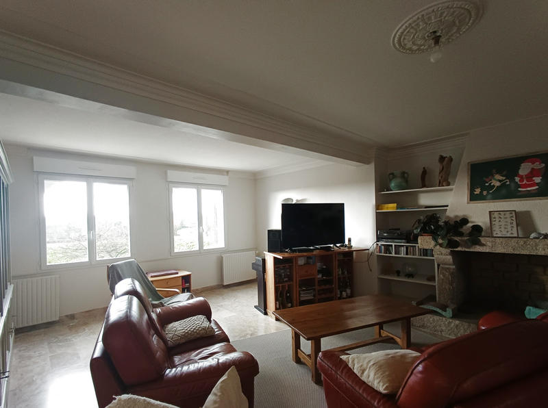 Maison - 260 m² - 9 pièces