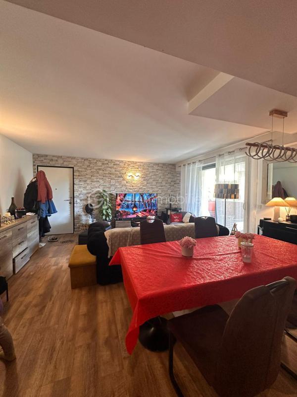 Appartement - 86 m² - 3 pièces