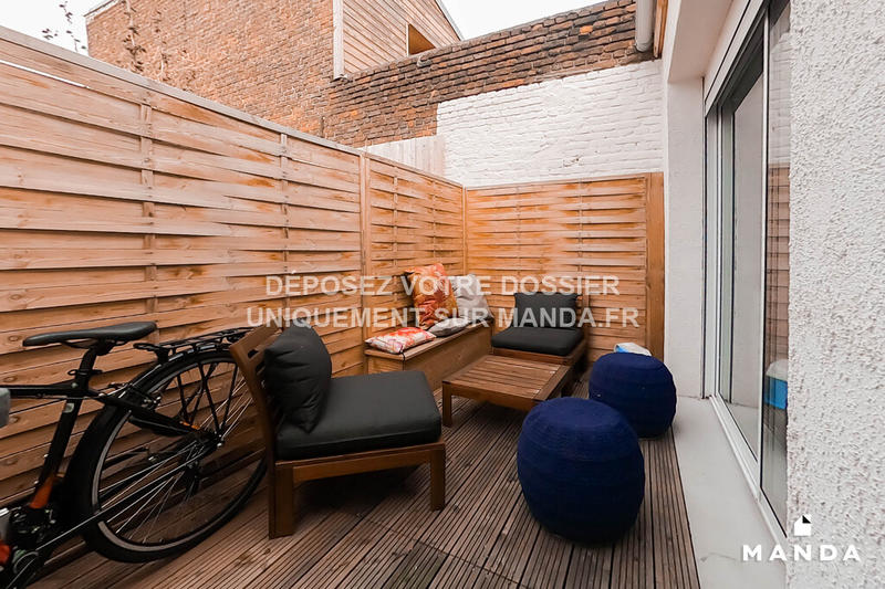 Chambre - 12 m² - 6 pièces