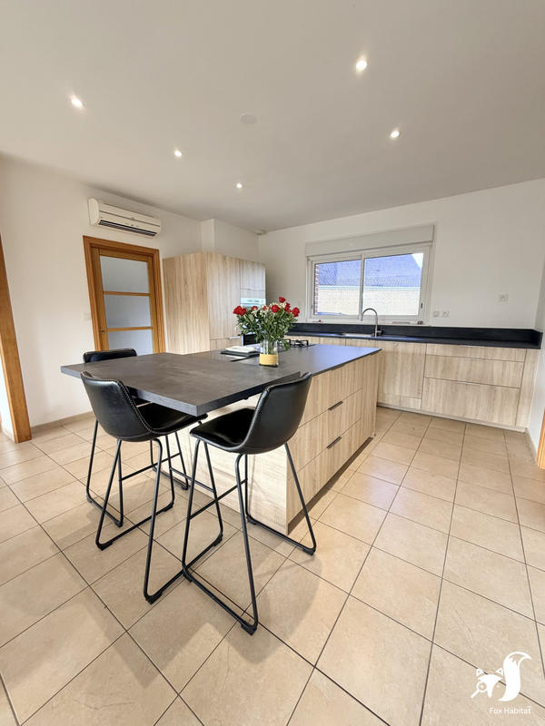 Maison - 127 m² - 6 pièces