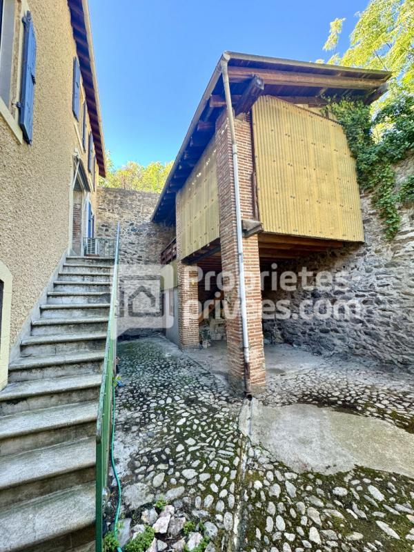 Maison - 149 m² - 7 pièces