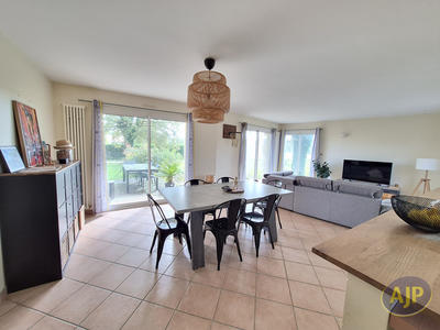 Maison - 91 m² - 3 pièces