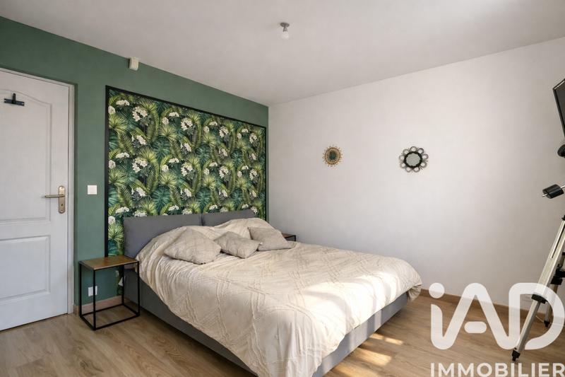 Maison - 176 m² - 8 pièces