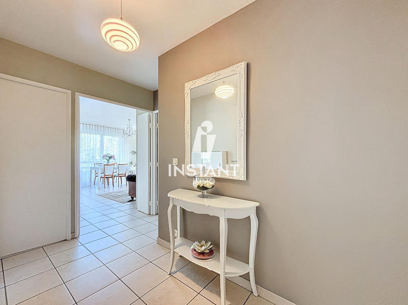 Appartement - 79 m² - 4 pièces