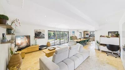 Maison - 177 m² - 5 pièces