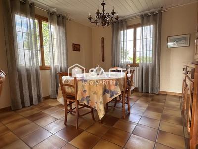 Maison - 111 m² - 4 pièces