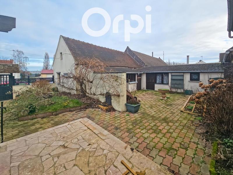 Maison - 96 m² - 3 pièces