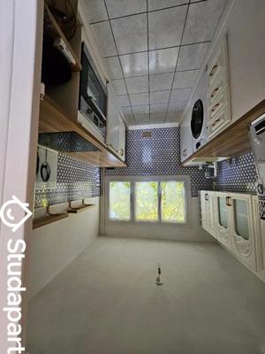 Chambre - 11 m² - 1 pièce