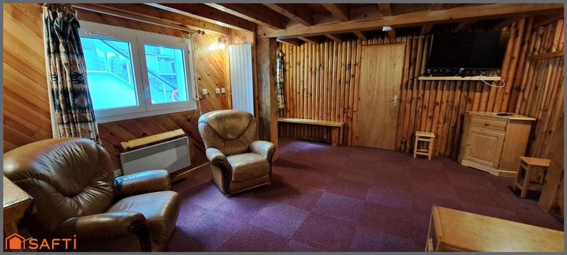 Appartement - 97 m² - 6 pièces