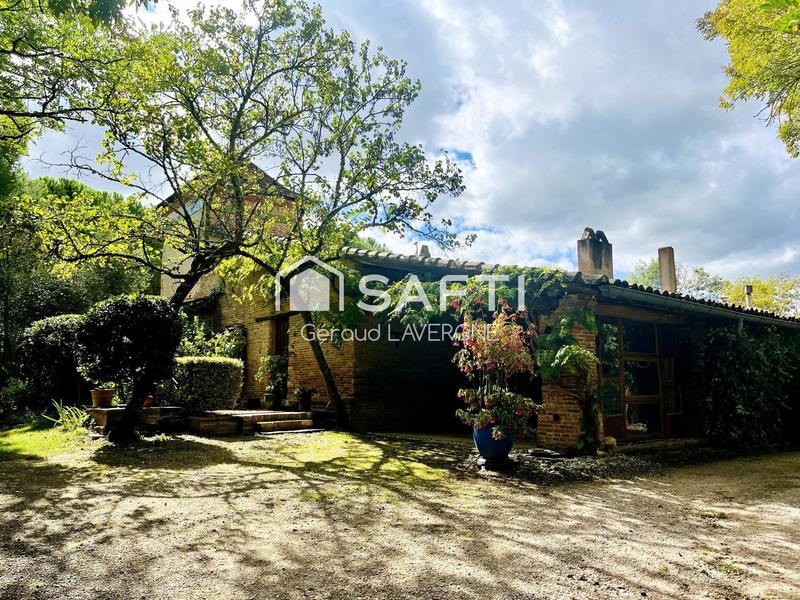 Maison de maîtres - 280 m² - 8 pièces