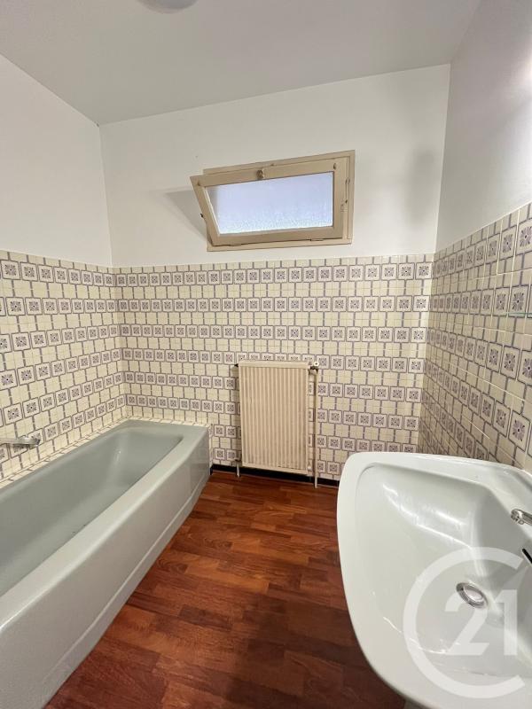 Appartement - 81 m² - 3 pièces