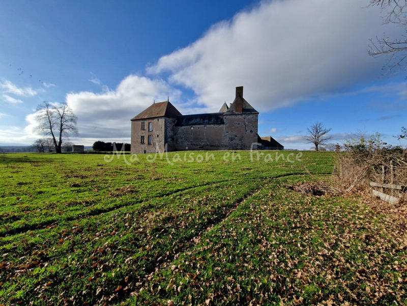 Château - 620 m² - 1 pièce