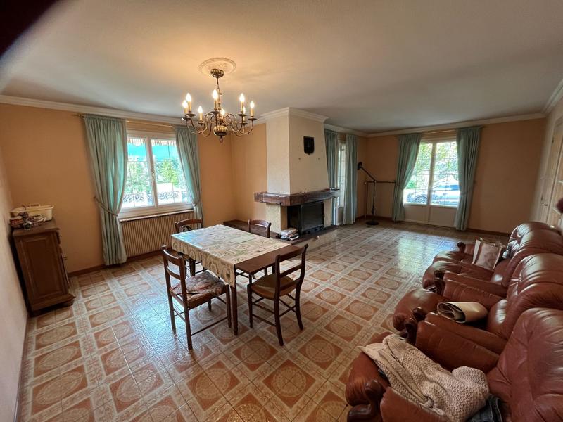 Villa - 98 m² - 6 pièces