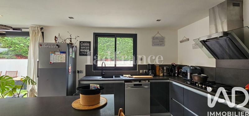 Maison - 107 m² - 4 pièces