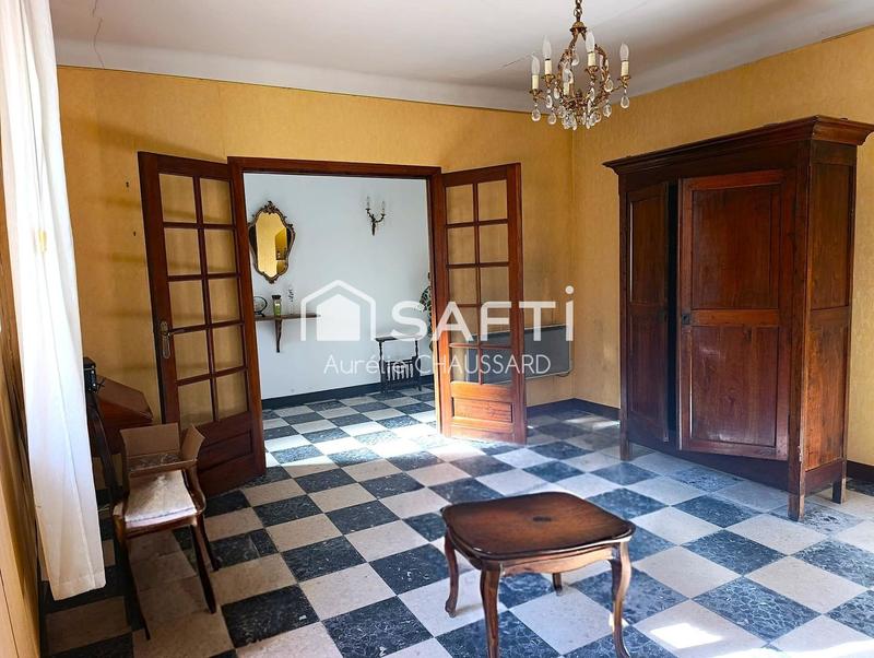 Maison - 188 m² - 9 pièces