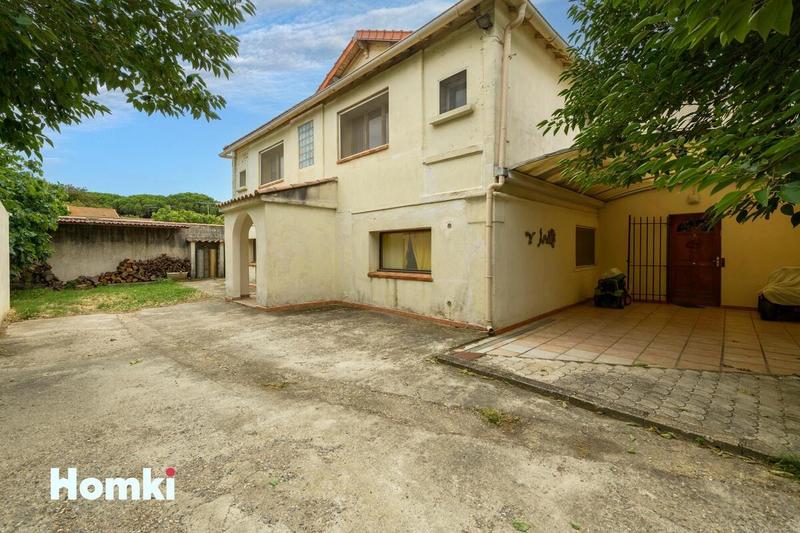 Maison - 394 m² - 12 pièces