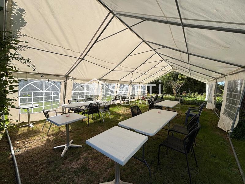 Local commercial - 169 m²