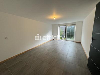 Maison - 153 m² - 9 pièces