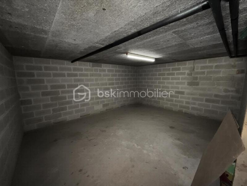 Maison traditionnelle - 82 m² - 4 pièces