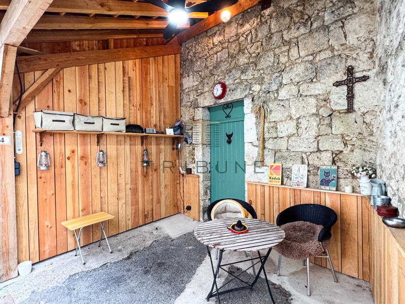 Maison - 99 m² - 4 pièces