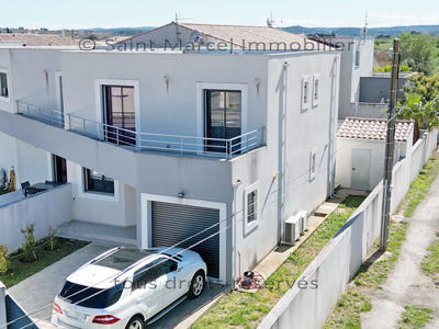 Maison - 111 m² - 5 pièces