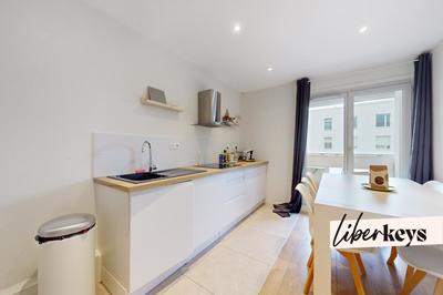 Appartement - 117 m² - 6 pièces